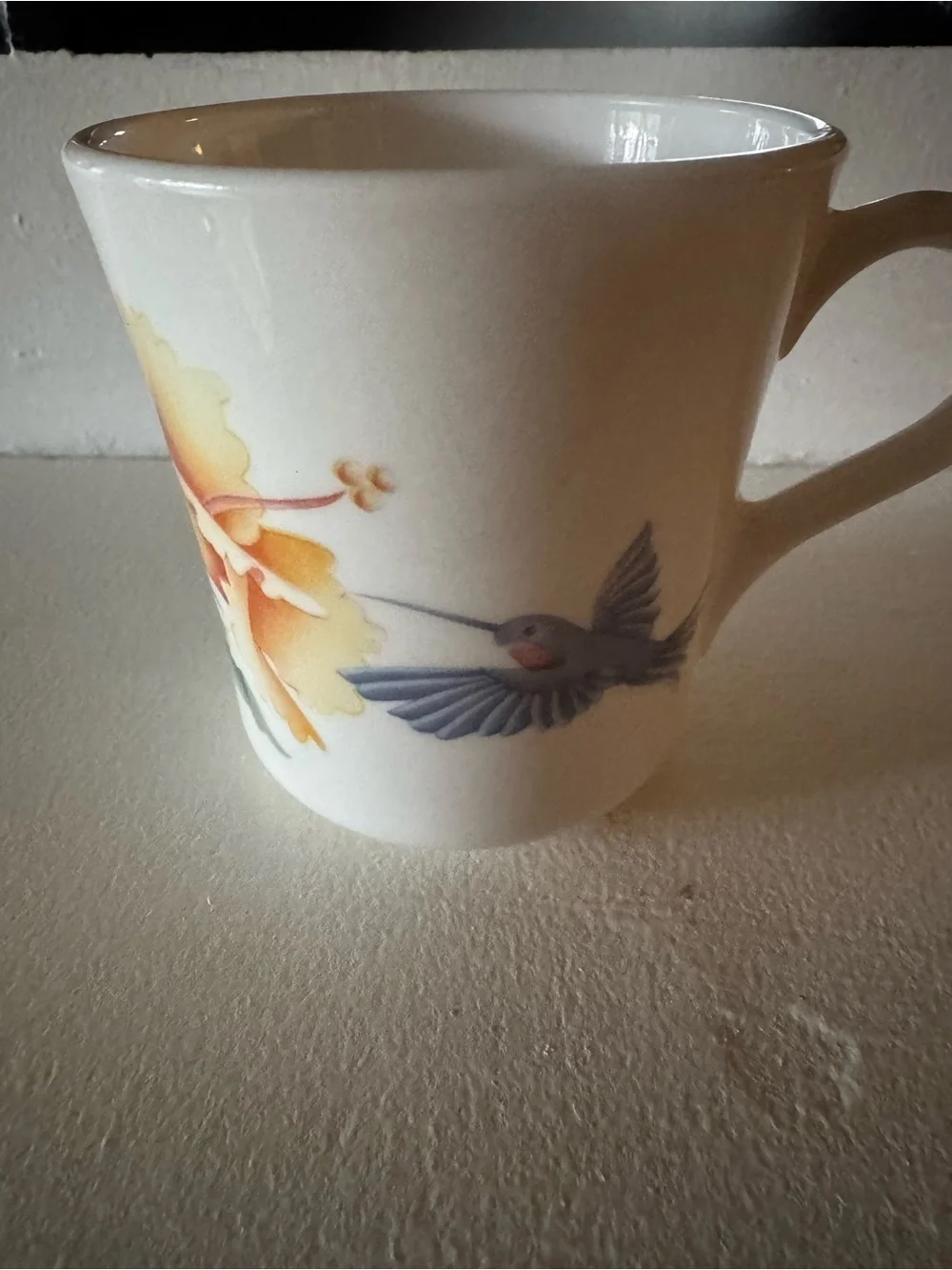 Vintage corning, ware, hummingbird and hibiscus coffee mug tea cup